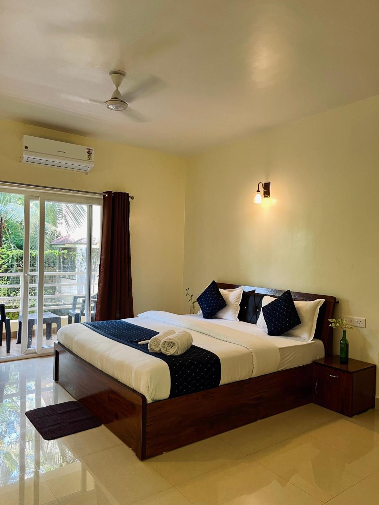 Sterling Garden By Pas Hotel Morjim